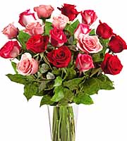 FTD® True Romance 18 Roses