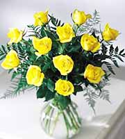 FTD® Brighten The Day Rose Bouquet