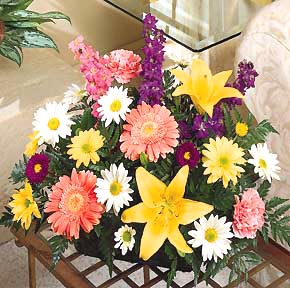 International - Colorful Fresh Arrangement