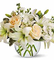 Isle of White Flowers Bouquet
