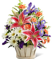 FTD Wondrous Nature Bouquet